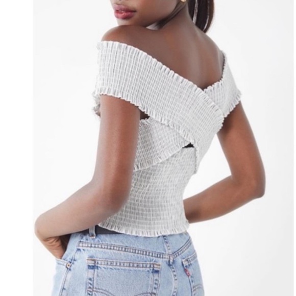 Top - Picture 2 of 3